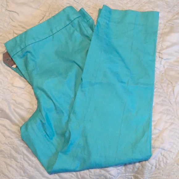 Banana Republic Hampton Fit Capris - Picture 2 of 2